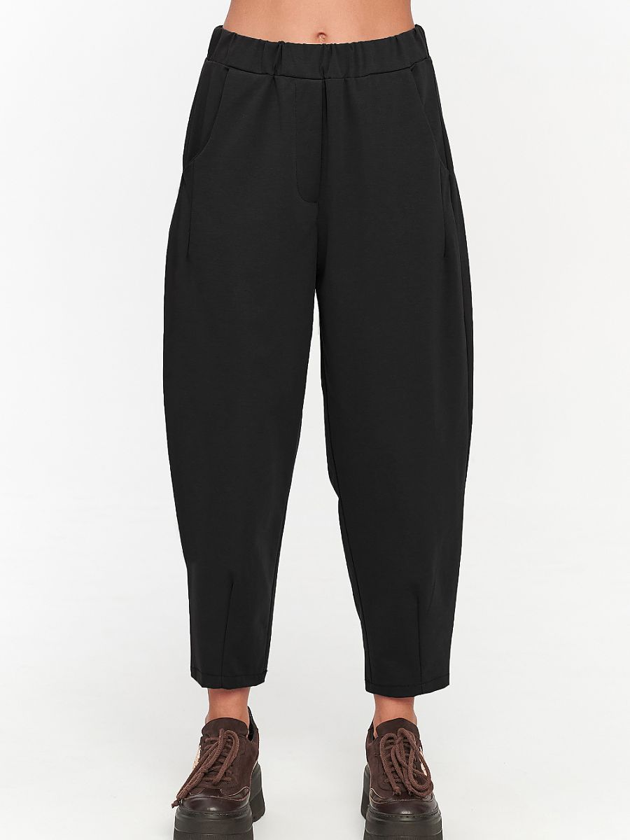  Women trousers model 230861 Makadamia 