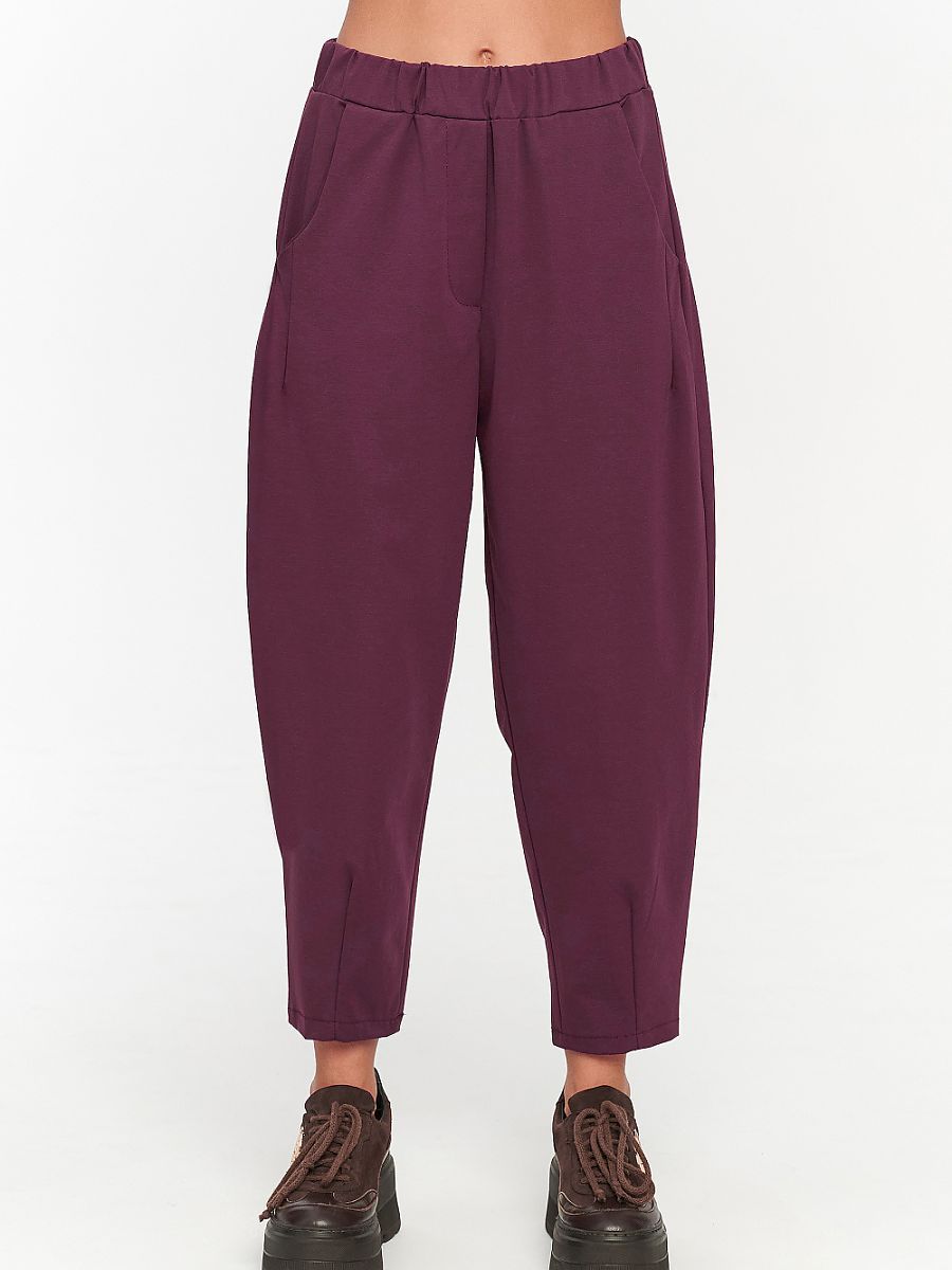  Women trousers model 230862 Makadamia 