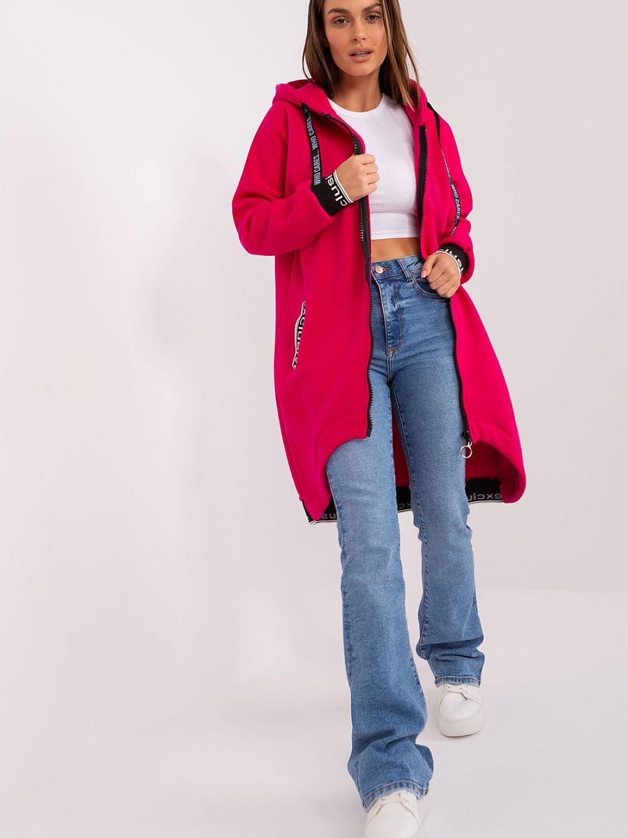  Sweatshirt model 185935 Relevance 