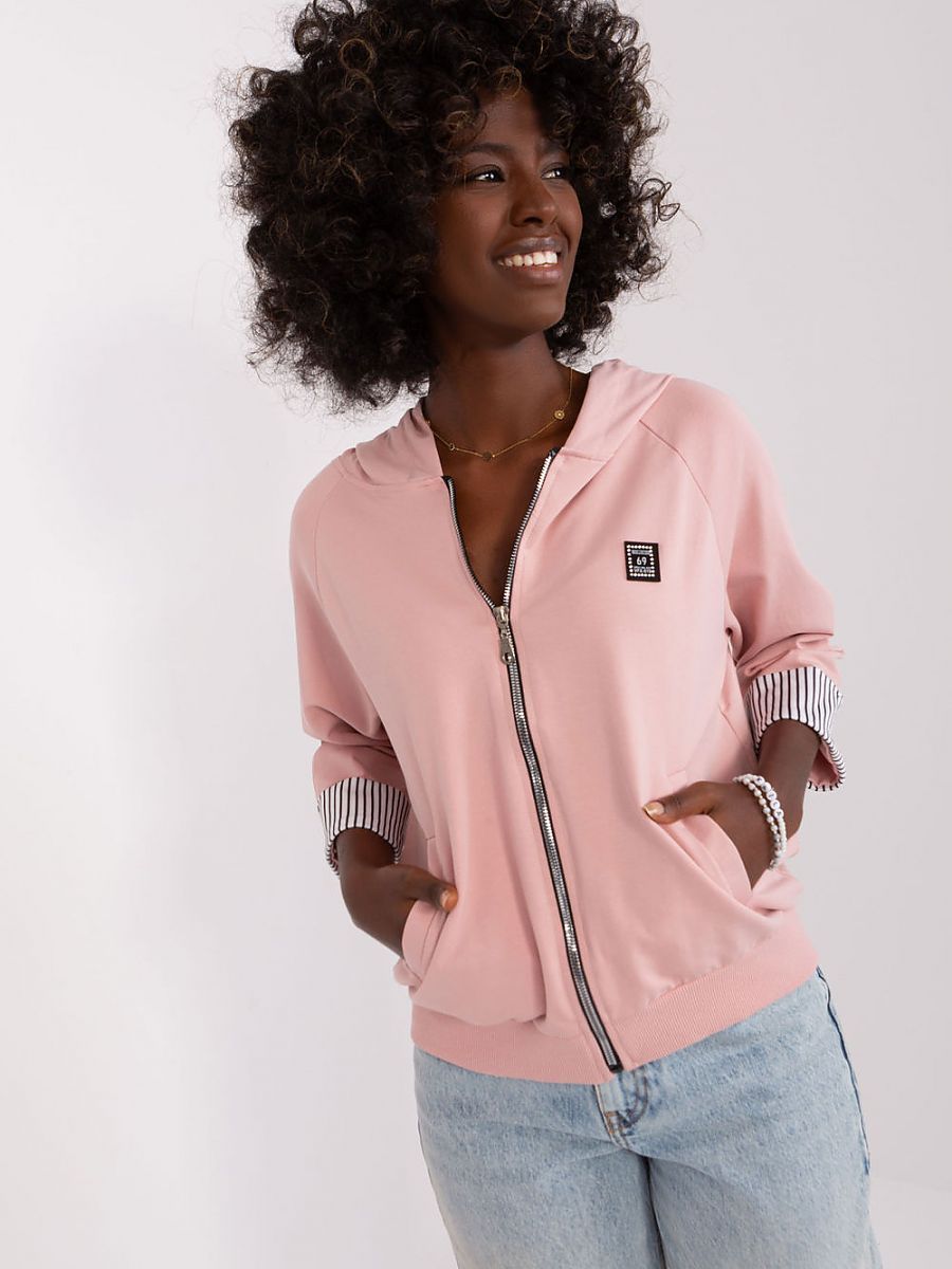  Sweatshirt model 185939 Relevance 