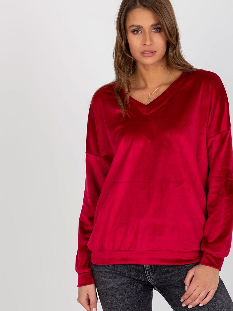  Sweatshirt model 185957 Relevance 