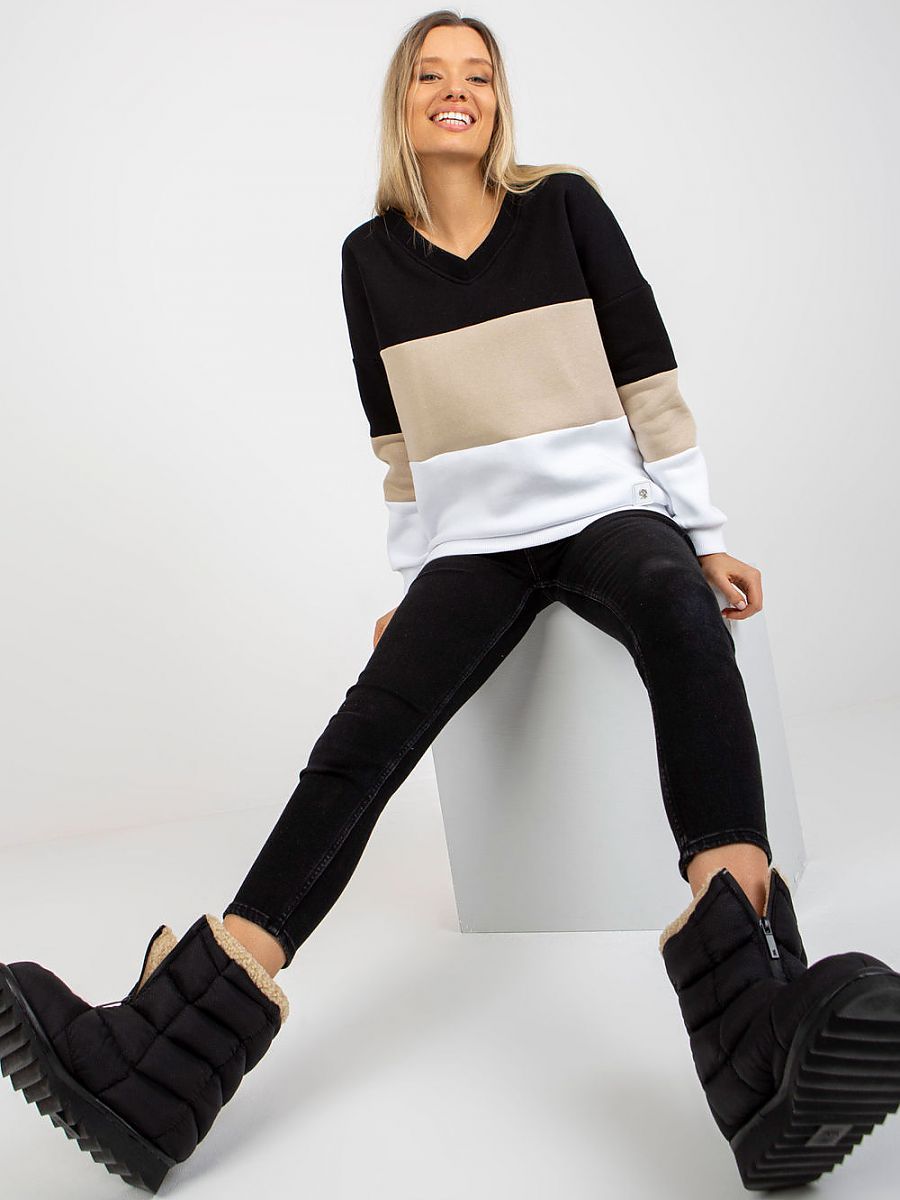  Sweatshirt model 185964 Relevance 