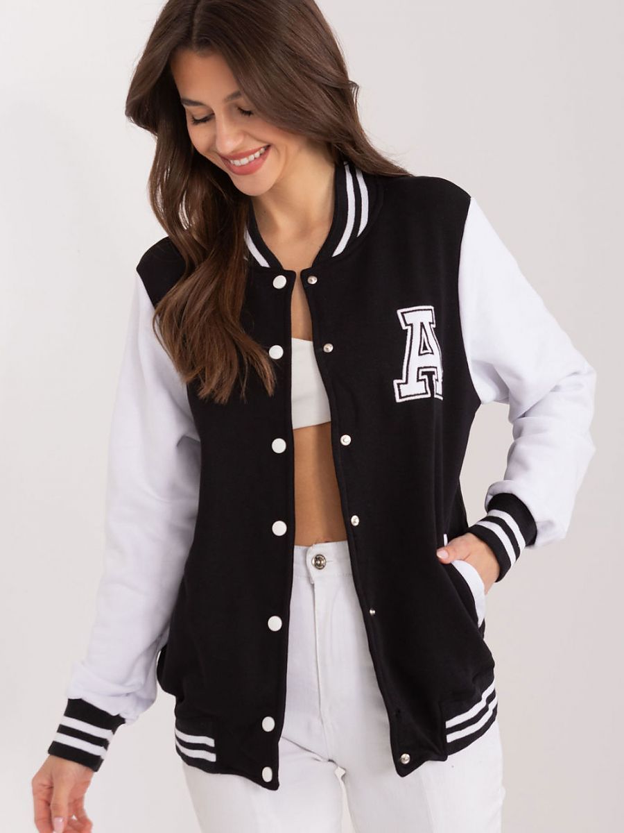  Sweatshirt model 192368 Relevance 