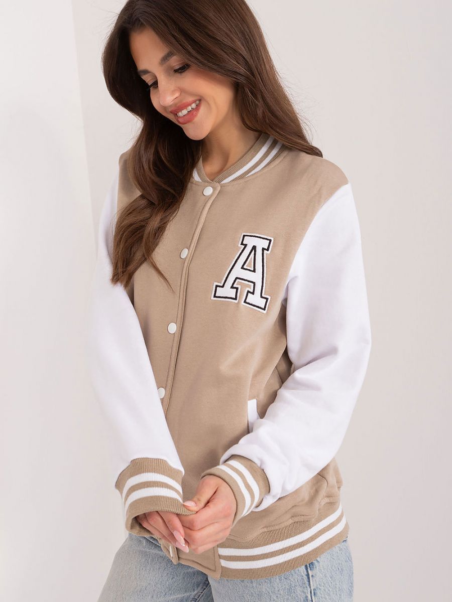  Sweatshirt model 192372 Relevance 