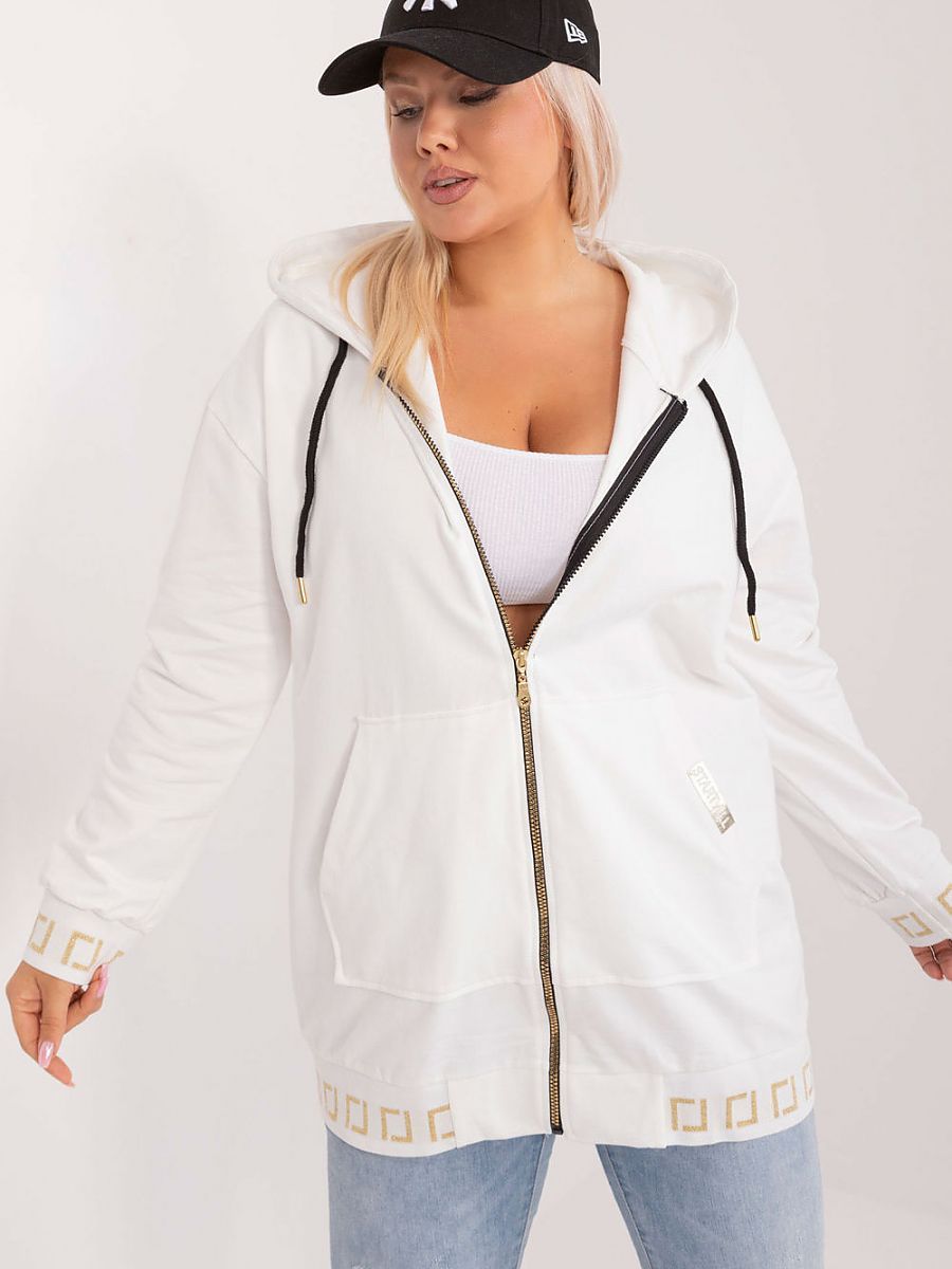  Plus size sweatshirt model 197470 Relevance 