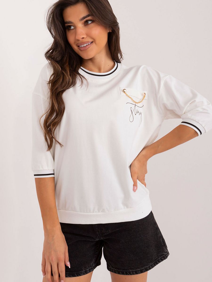  Blouse model 197744 Relevance 