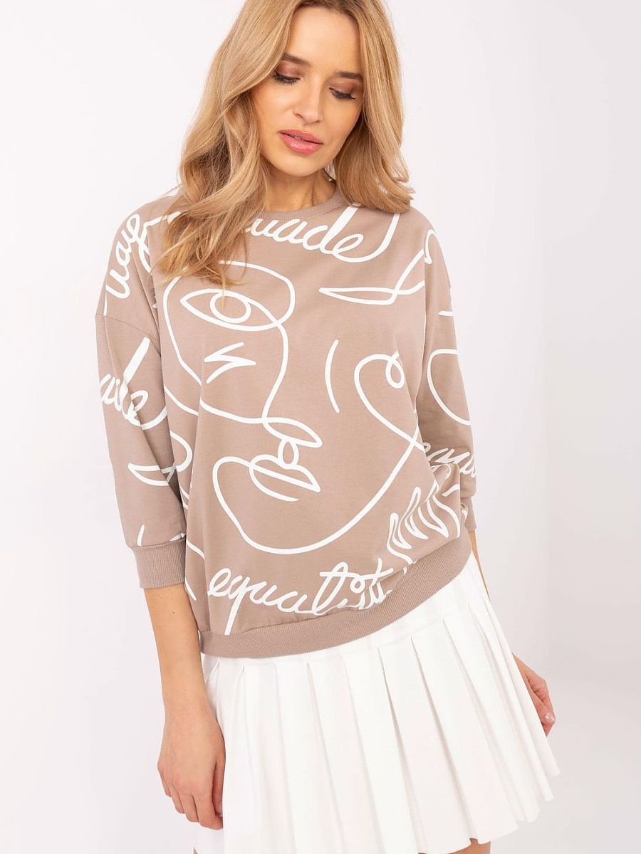  Blouse model 208212 Relevance 