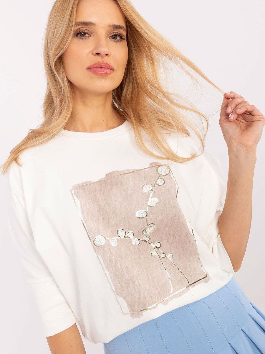  Blouse model 208226 Relevance 