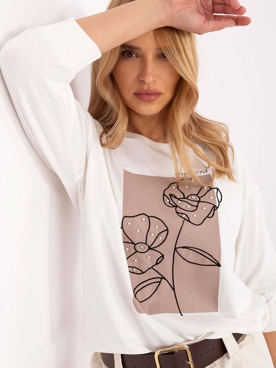  Blouse model 208231 Relevance 