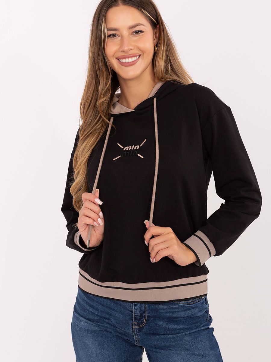  Sweatshirt model 217025 Relevance 