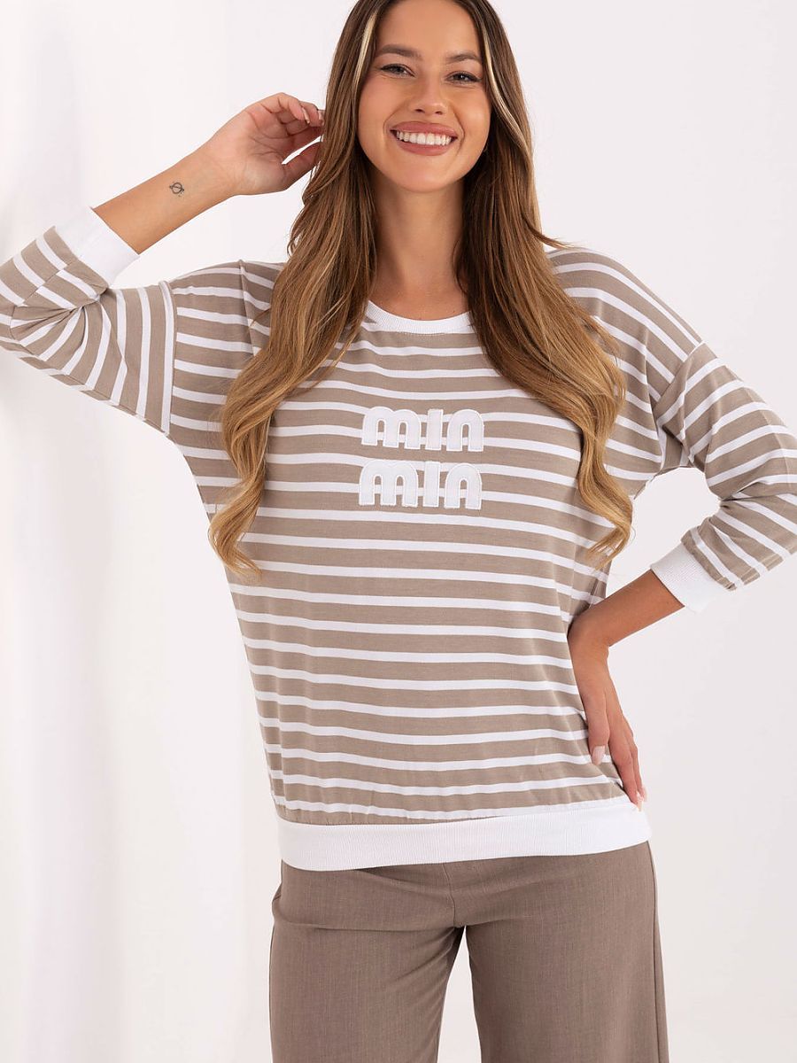  Blouse model 217308 Relevance 