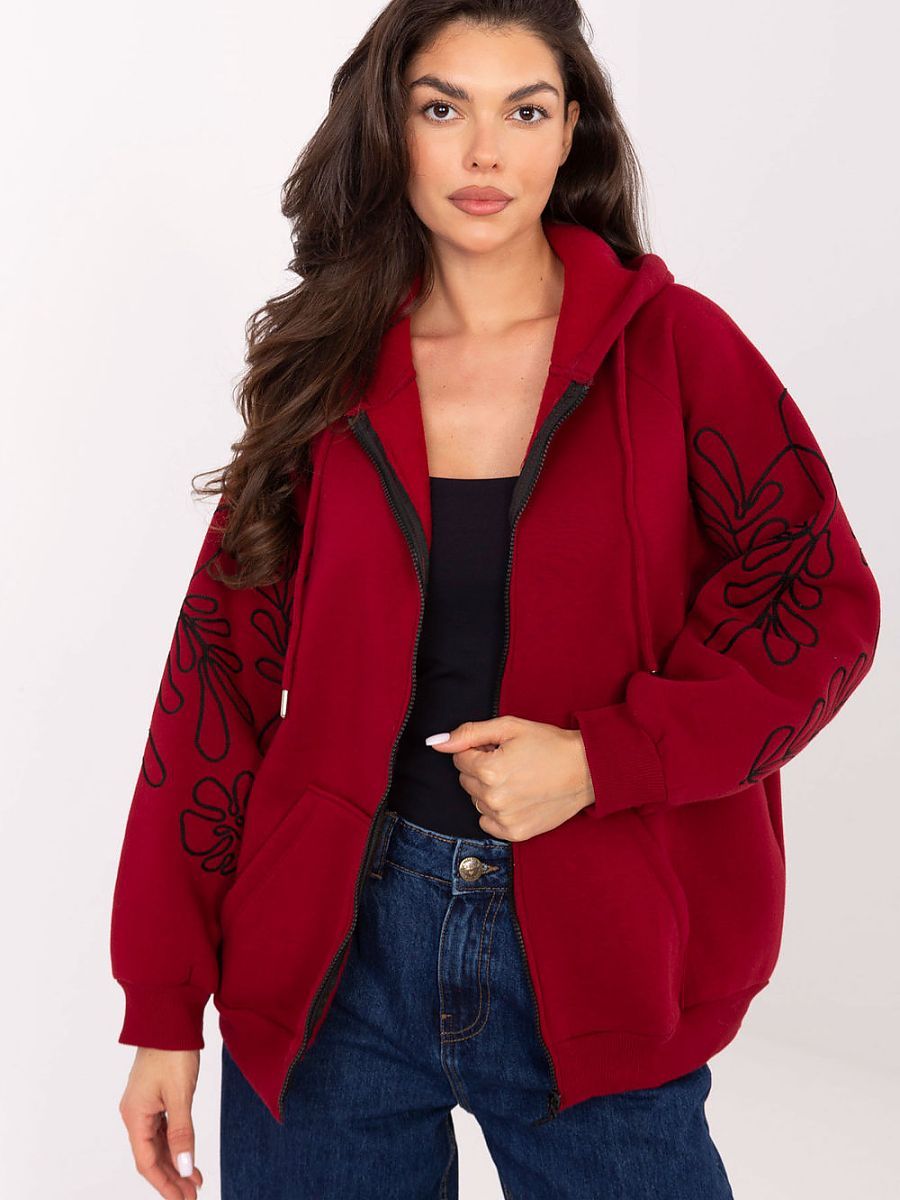  Sweatshirt model 218251 Relevance 
