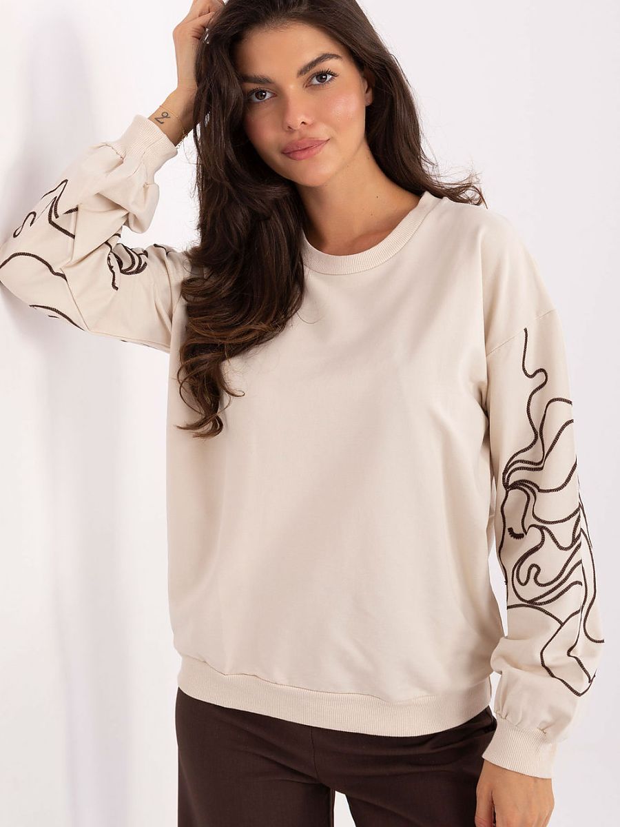  Sweatshirt model 218381 Relevance 