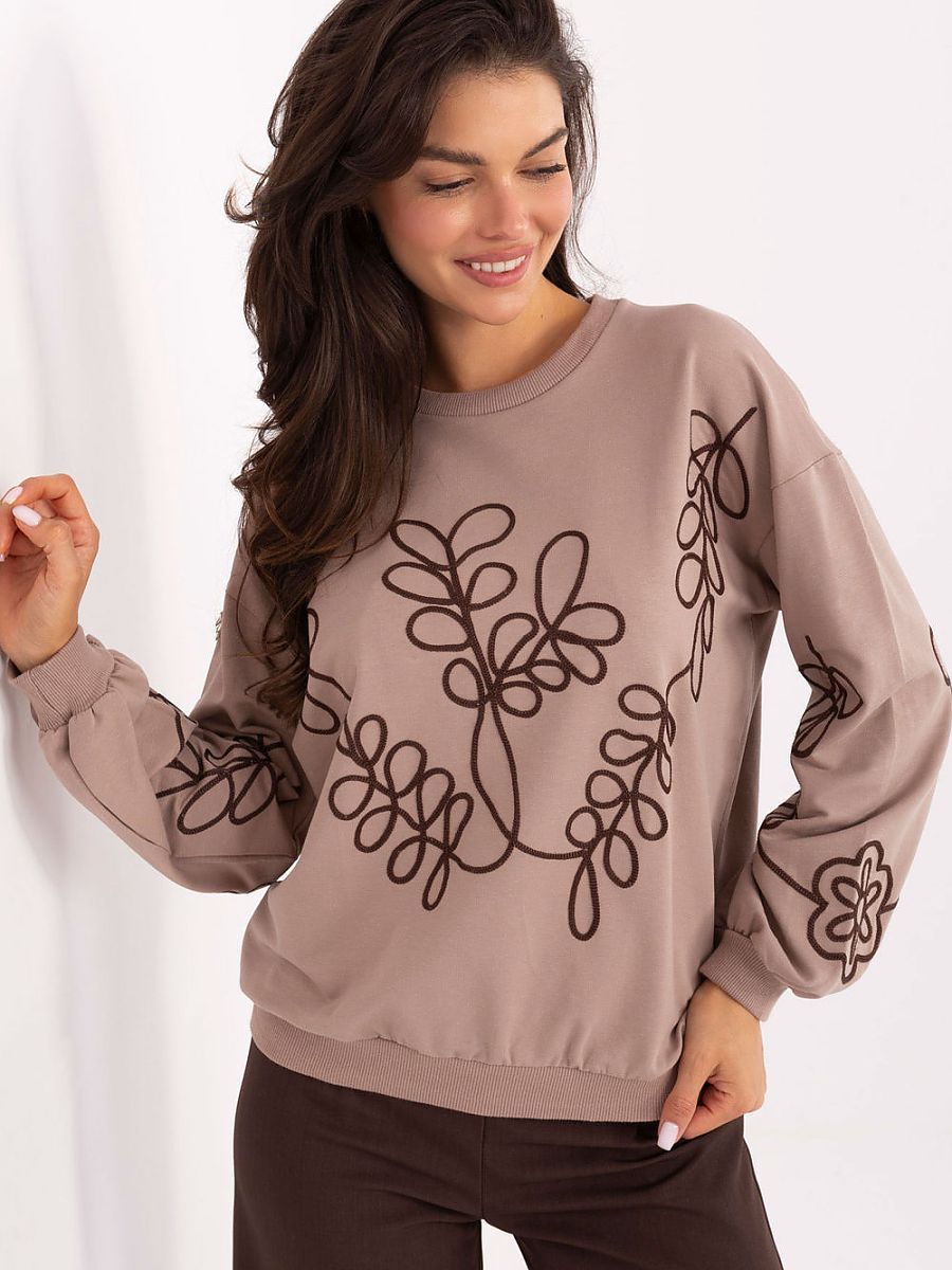  Sweatshirt model 218384 Relevance 