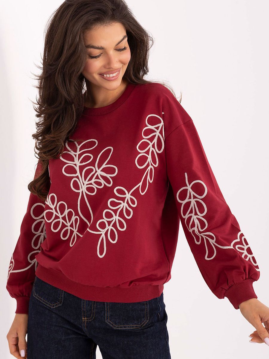  Sweatshirt model 218385 Relevance 