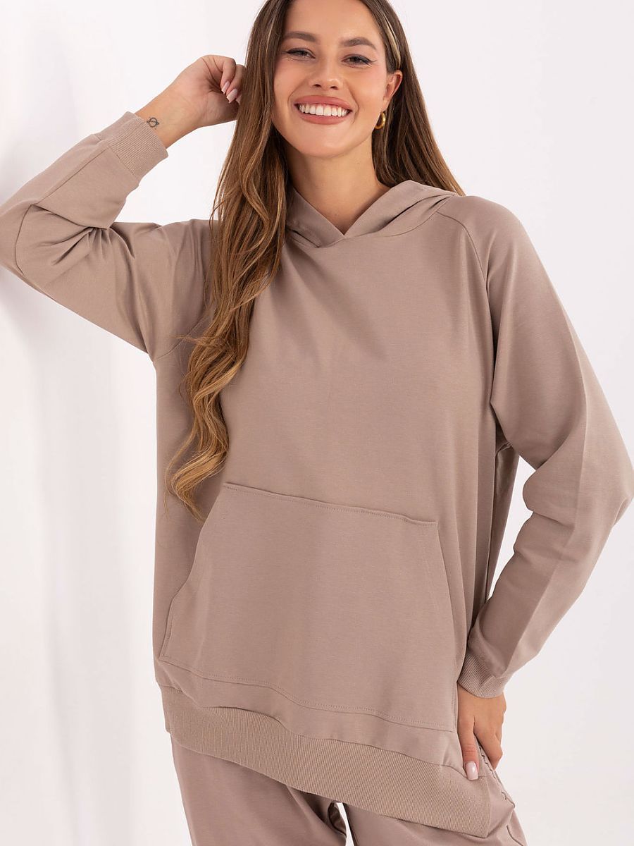  Sweatshirt model 218621 Relevance 