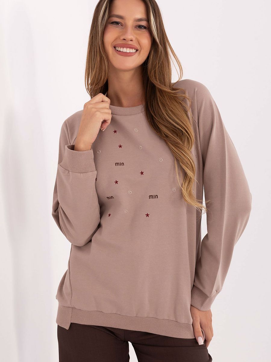  Sweatshirt model 219434 Relevance 