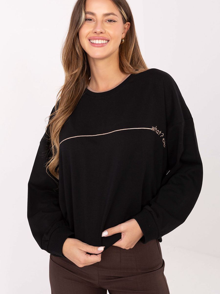  Sweatshirt model 219964 Relevance 