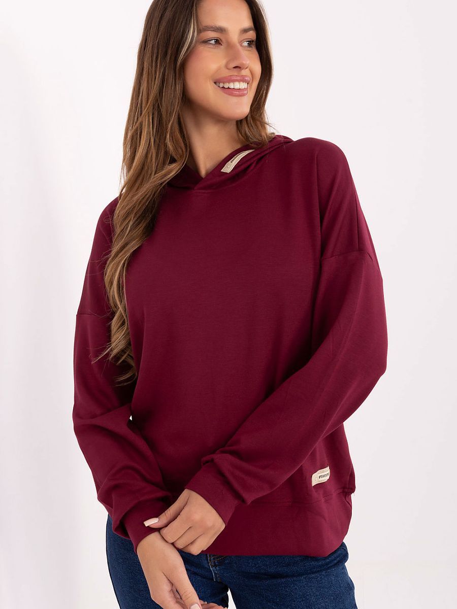  Sweatshirt model 220418 Relevance 