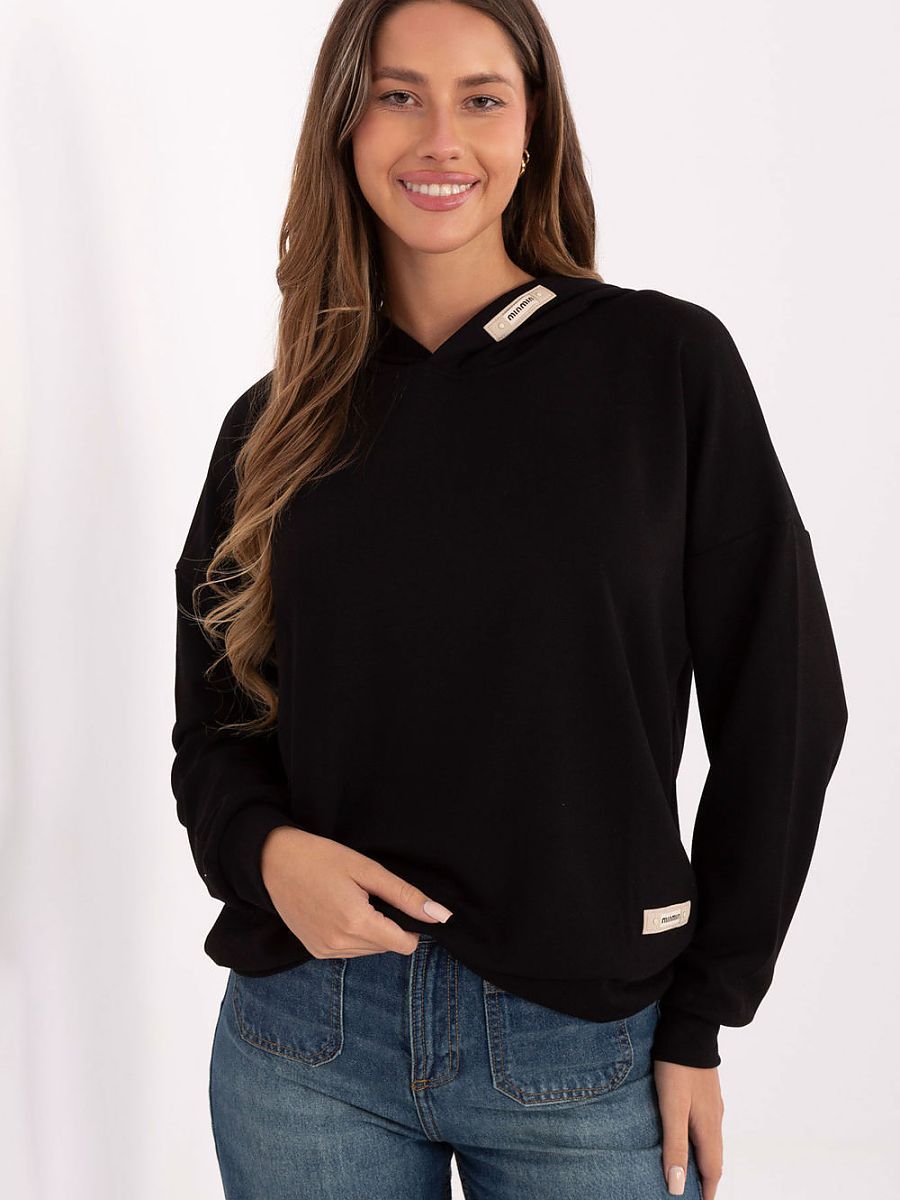  Sweatshirt model 220419 Relevance 