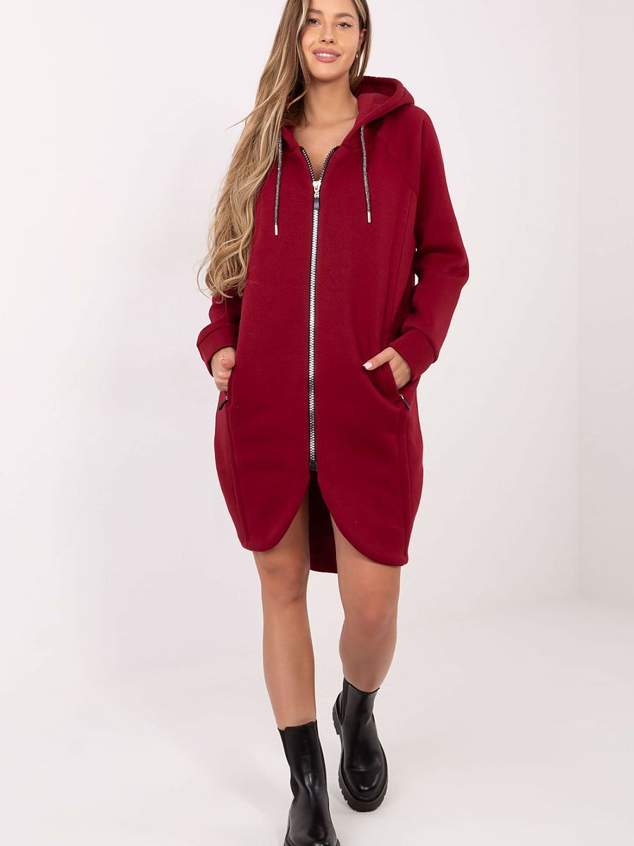  Sweatshirt model 221800 Relevance 