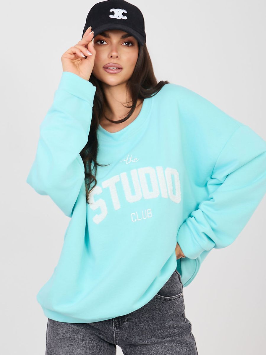  Sweatshirt model 225469 Relevance 