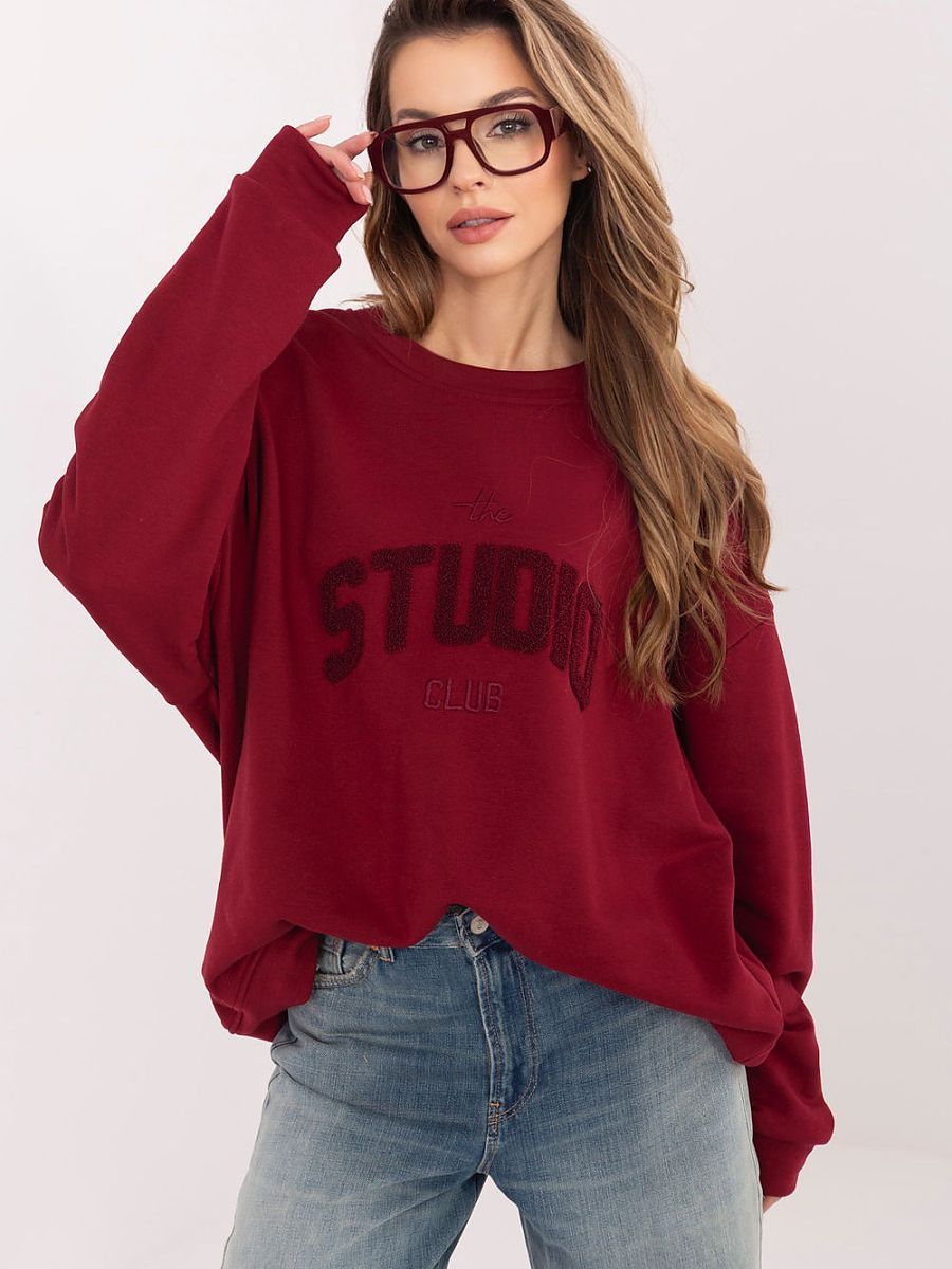  Sweatshirt model 225473 Relevance 