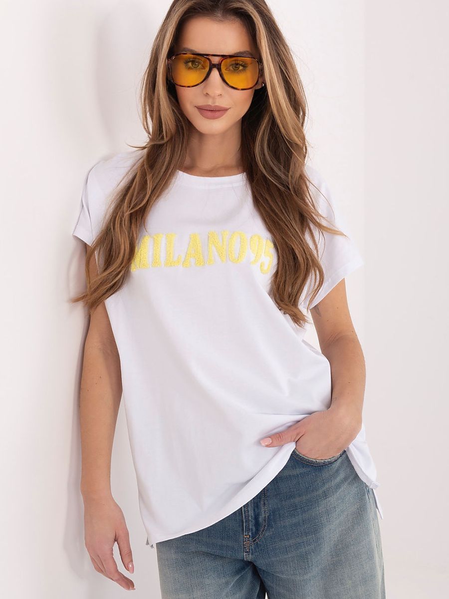  T-shirt model 225478 Relevance 