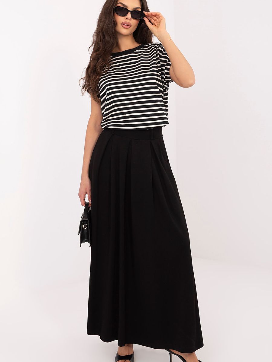 Long skirt model 226149 Relevance 