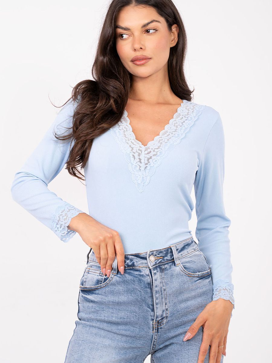  Blouse model 223501 Italy Moda 
