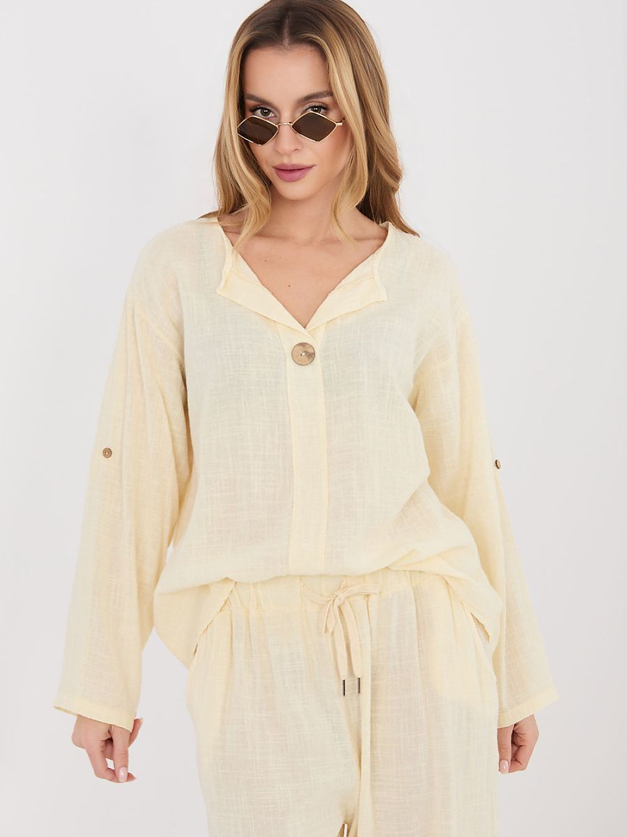  Blouse model 225508 Italy Moda 