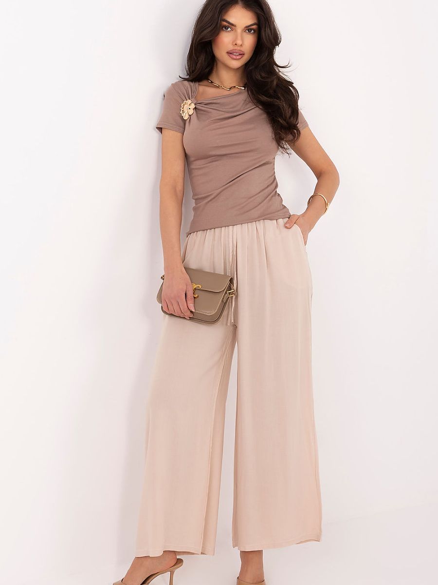  Women trousers model 226645 Italy Moda 
