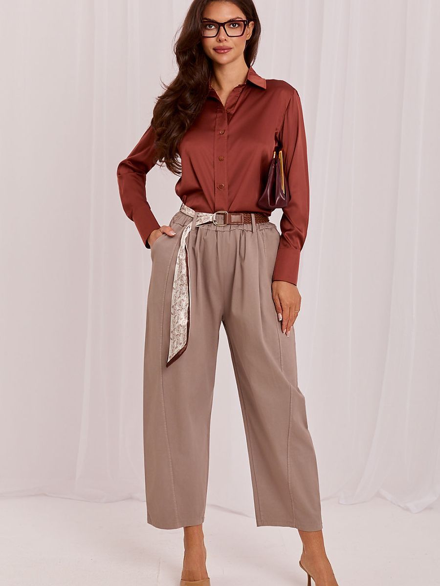  Women trousers model 229674 Italy Moda 