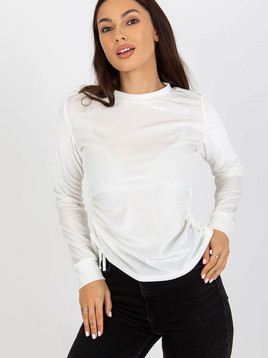  Blouse model 173320 Lakerta 