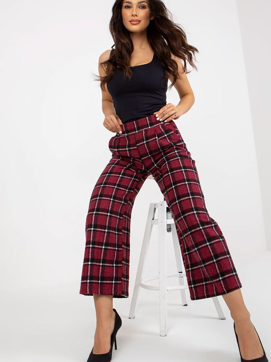  Women trousers model 175000 Lakerta 