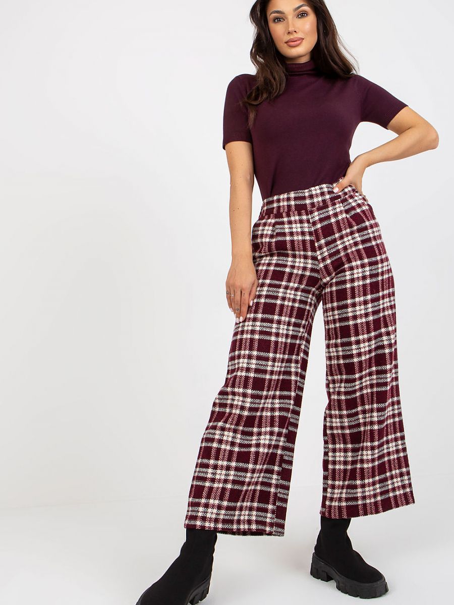  Women trousers model 175001 Lakerta 