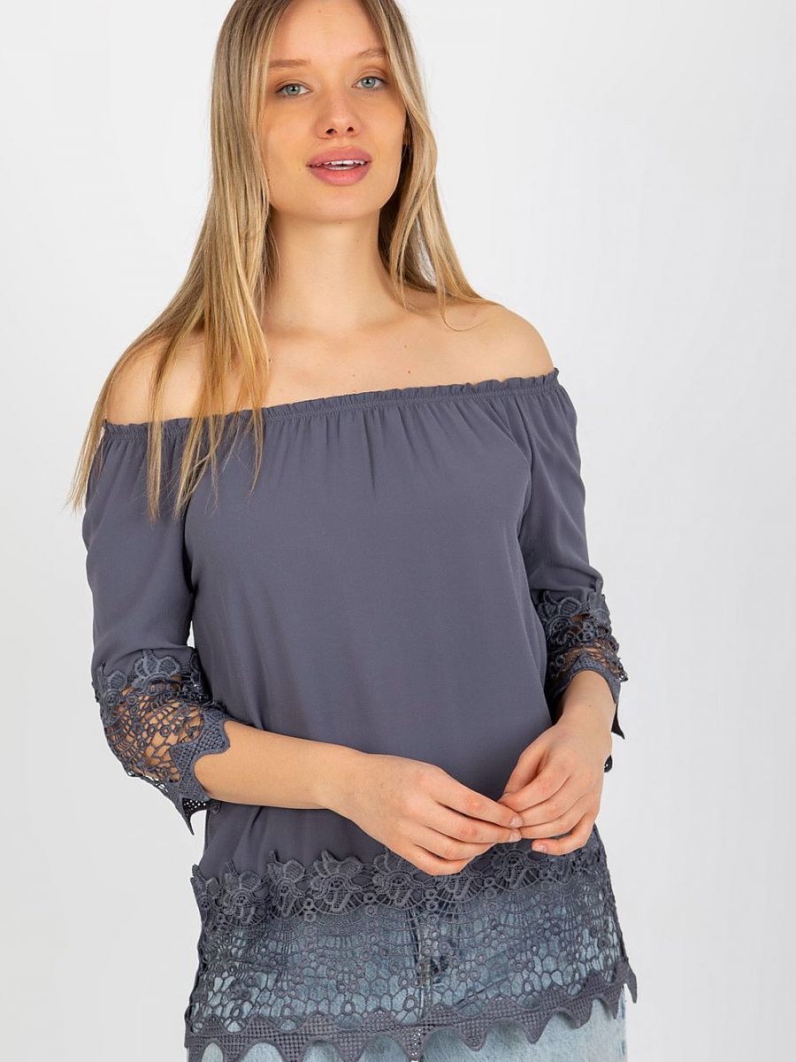  Blouse model 176733 Lakerta 