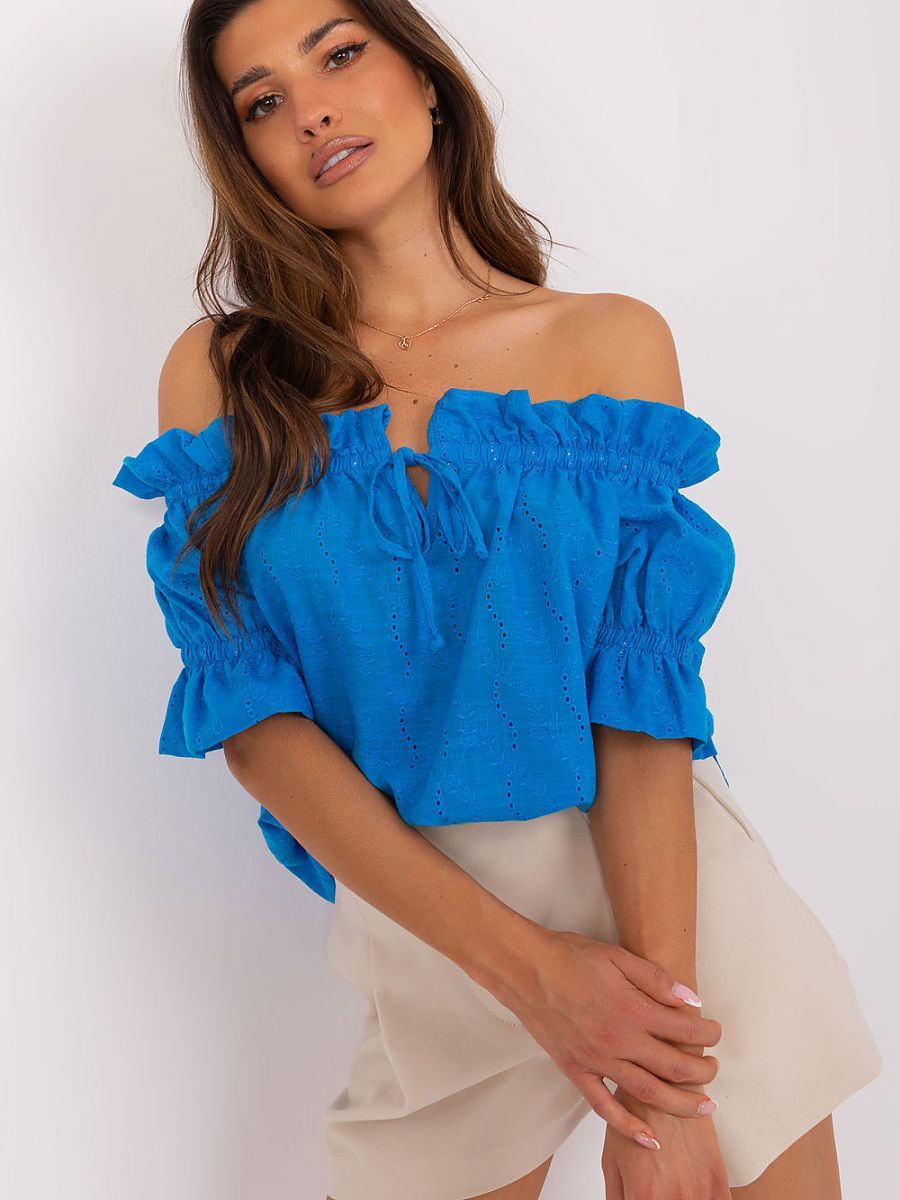  Blouse model 182271 Lakerta 