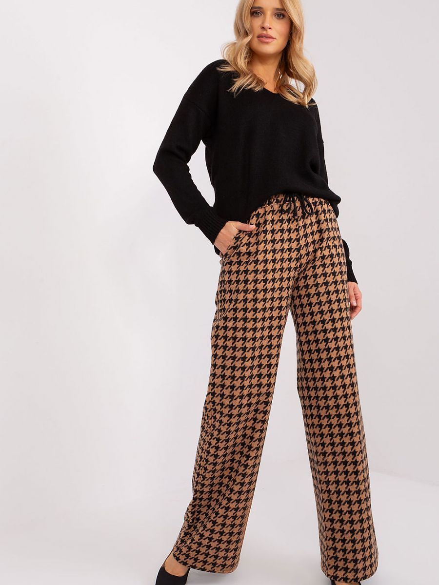  Women trousers model 188810 Lakerta 