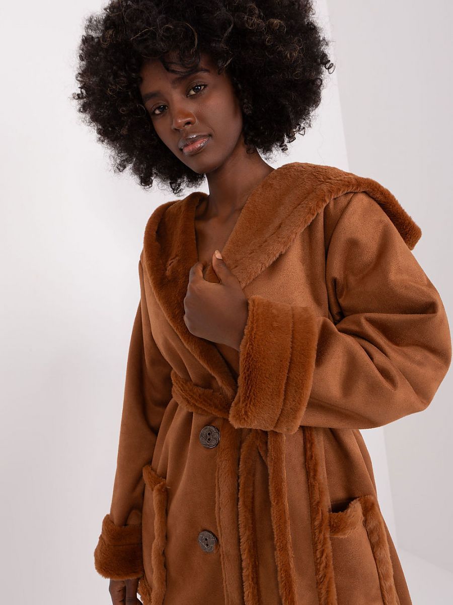  Coat model 191135 Lakerta 