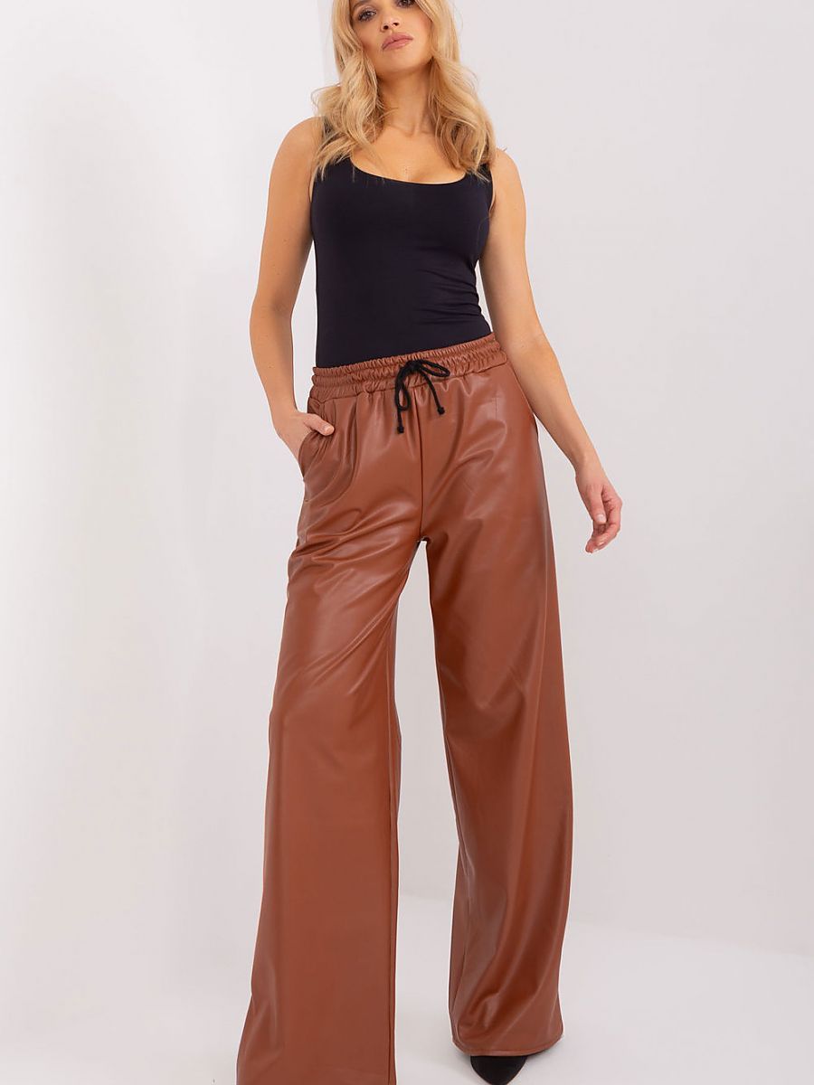  Trousers model 191564 Lakerta 