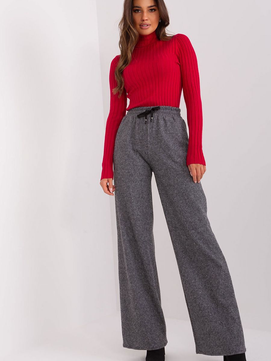  Women trousers model 193131 Lakerta 