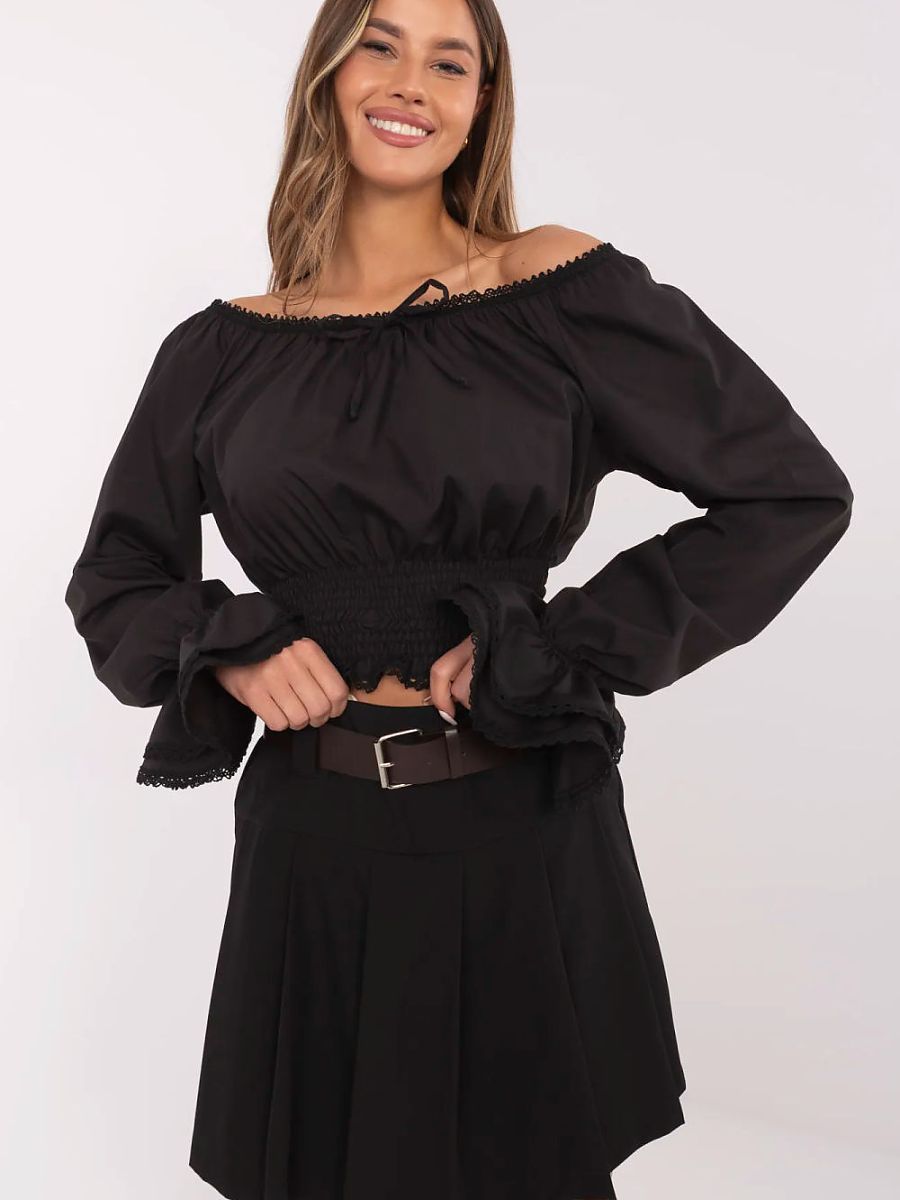  Blouse model 209719 Lakerta 