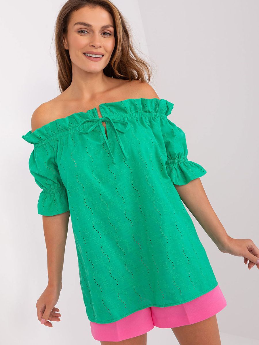  Blouse model 214456 Lakerta 