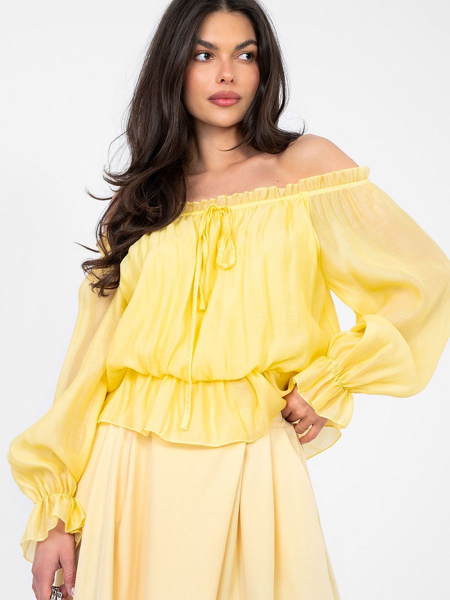  Blouse model 224656 Rue Paris 