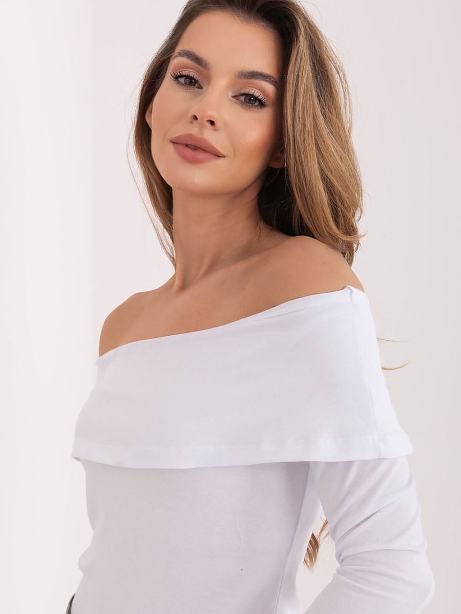  Blouse model 225002 Rue Paris 