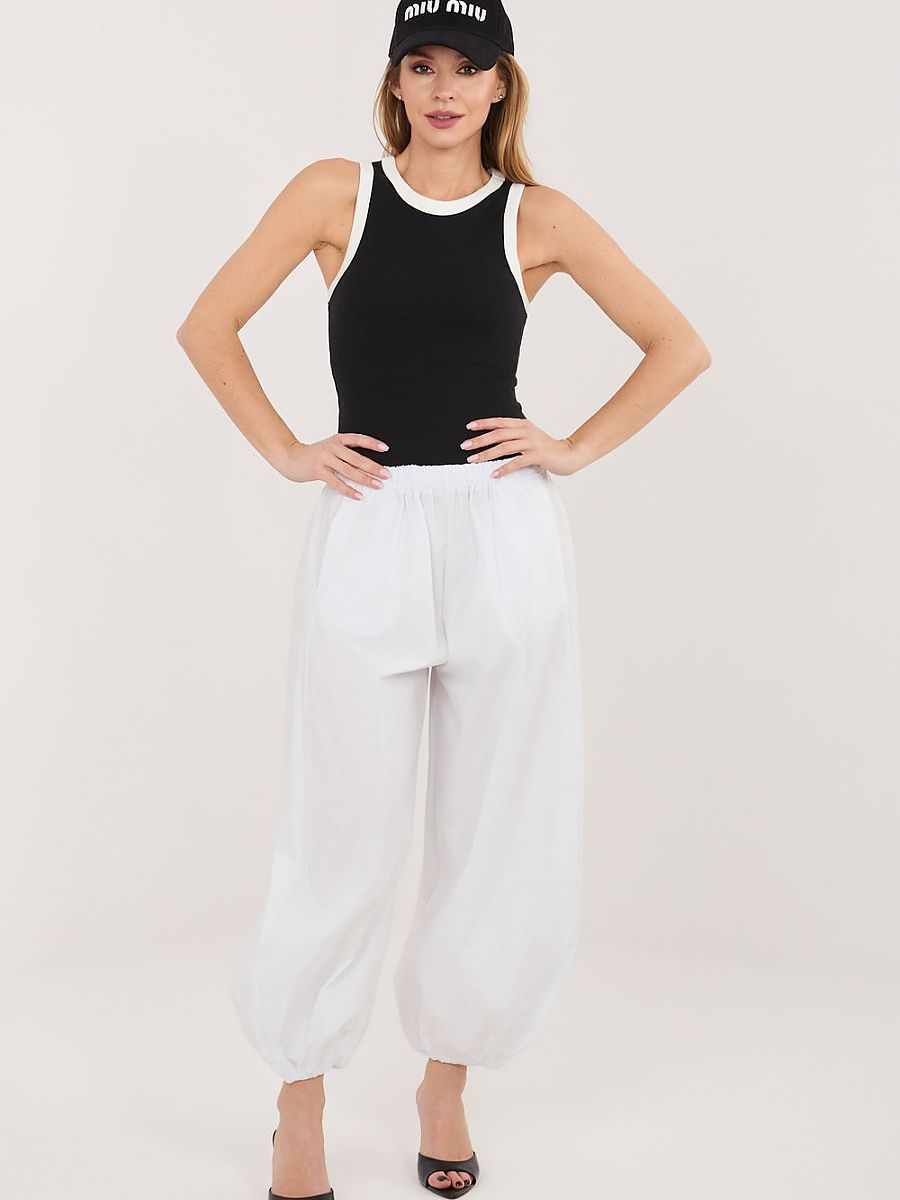  Women trousers model 225855 Rue Paris 