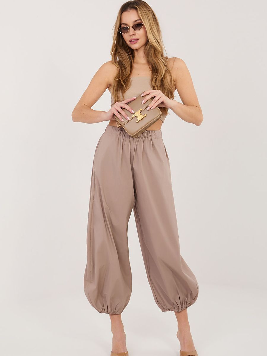  Women trousers model 225858 Rue Paris 
