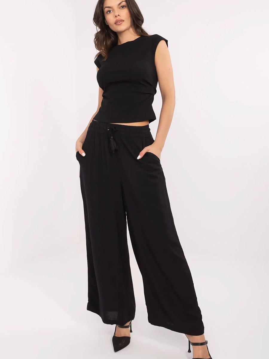  Women trousers model 211493 Sublevel 