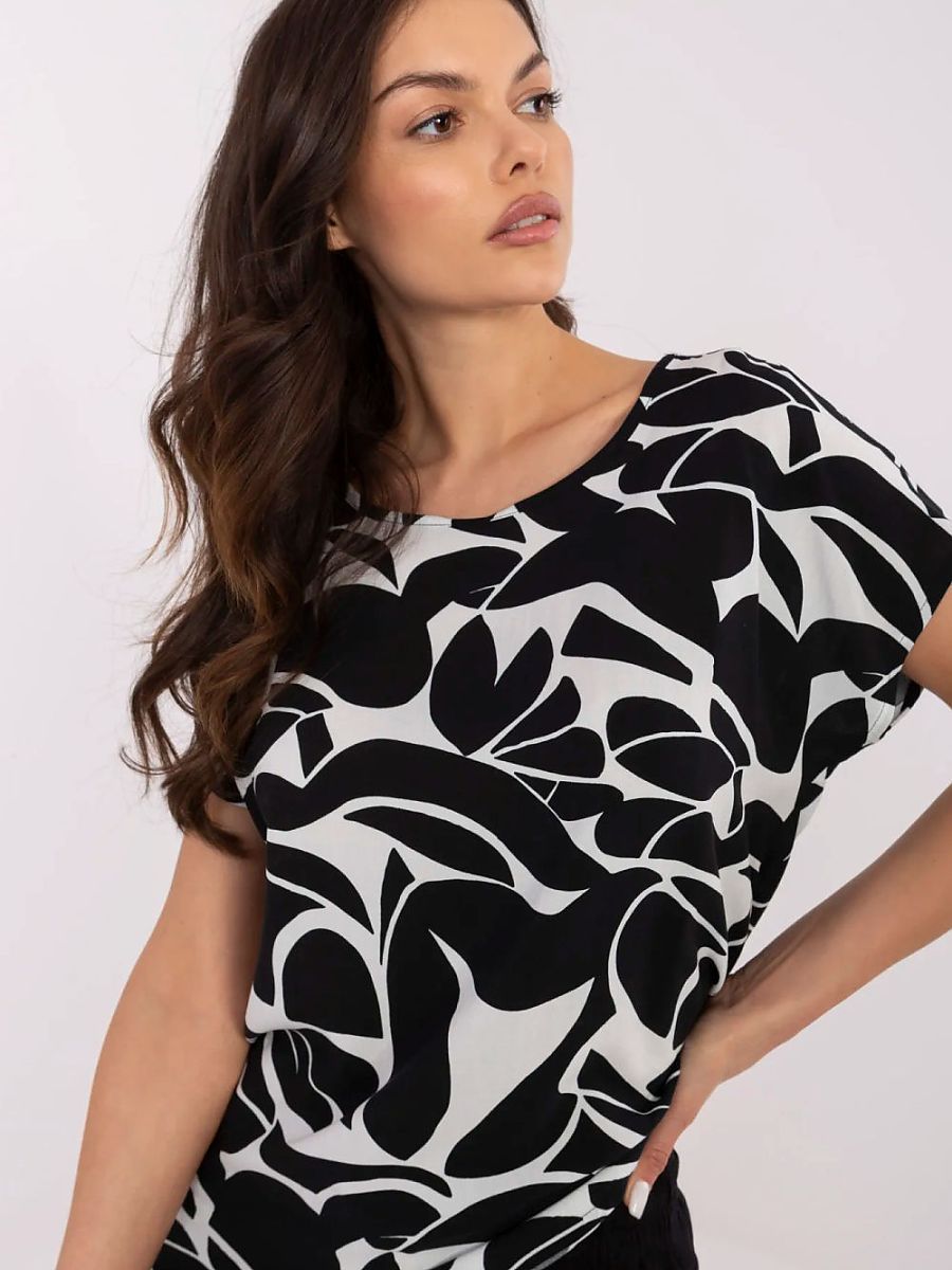  Blouse model 211495 Sublevel 